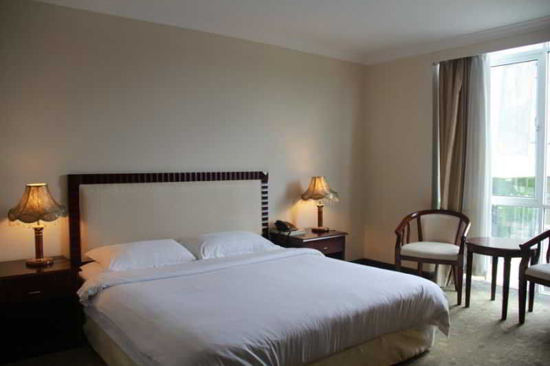 Palm Garden Hotel Brunei Bandar Seri Begawan Exterior photo