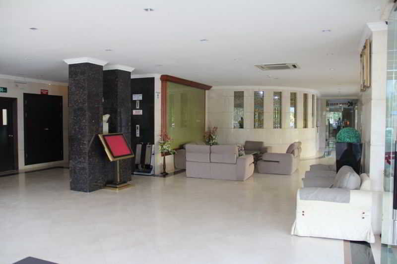 Palm Garden Hotel Brunei Bandar Seri Begawan Exterior photo